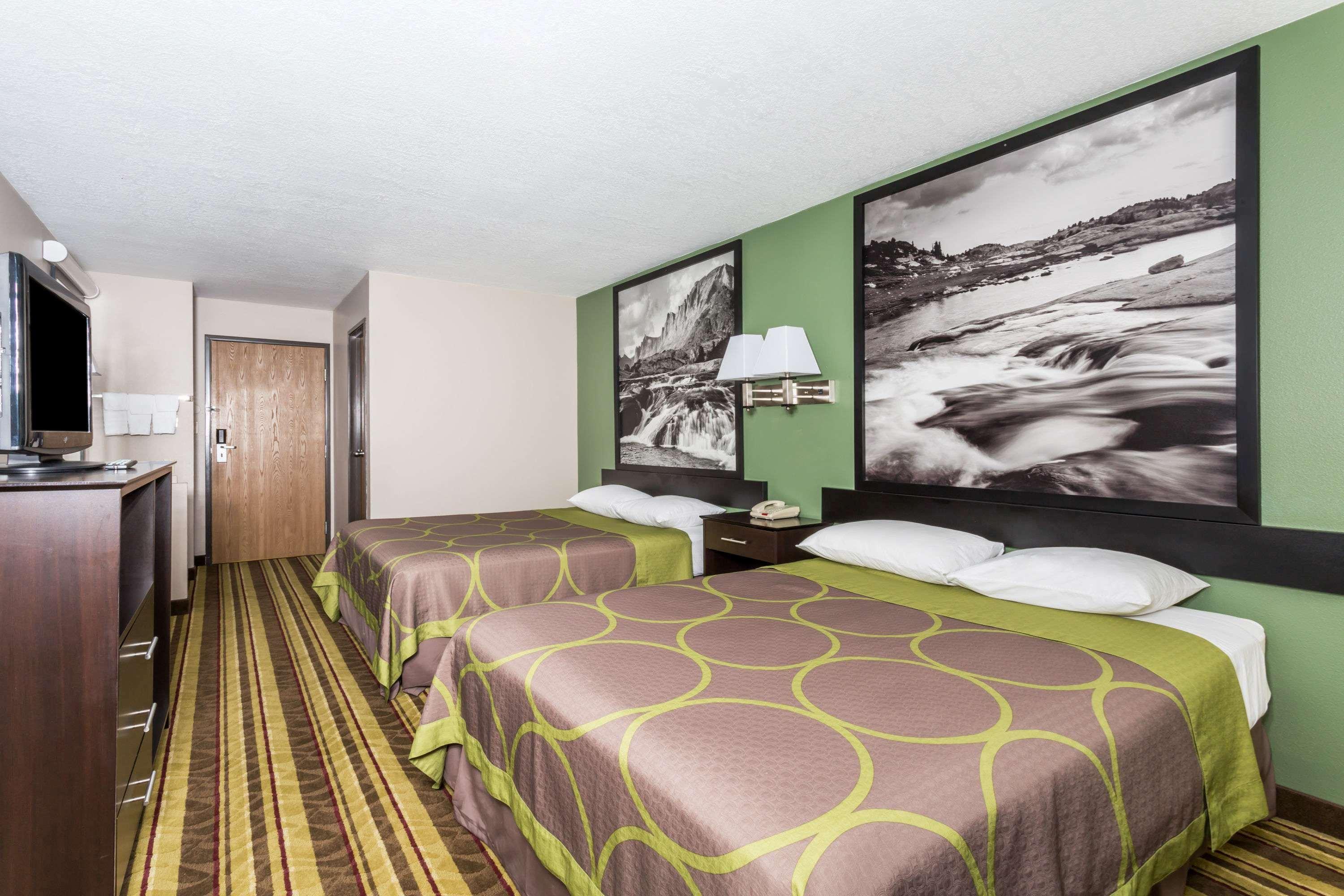 Super 8 By Wyndham Rock Springs Ξενοδοχείο Εξωτερικό φωτογραφία
