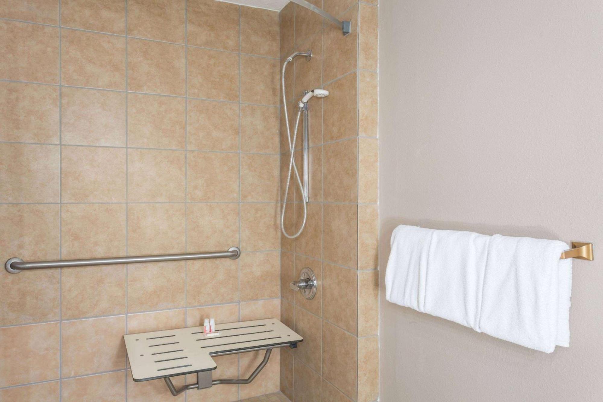 Super 8 By Wyndham Rock Springs Ξενοδοχείο Εξωτερικό φωτογραφία